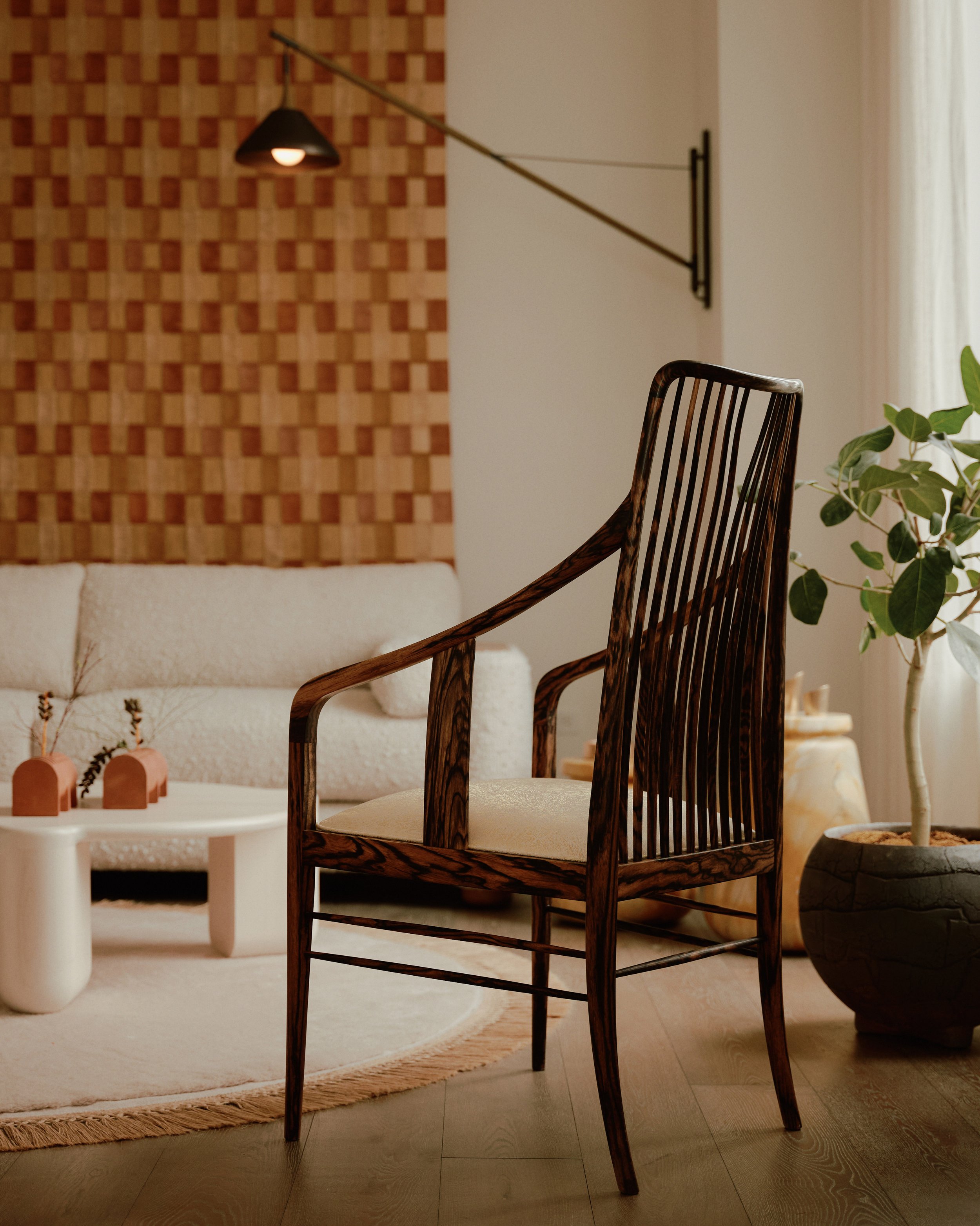 Black Persimmon Chair by Toshio Tokunaga Radno̲r — Radnor